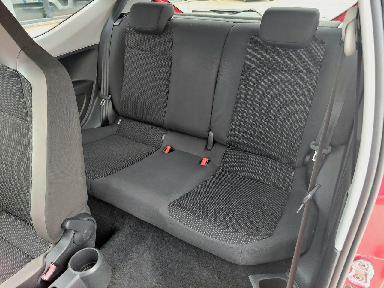 VOLKSWAGEN up! 1.0 75cv 3p. High up! ASG - 2014