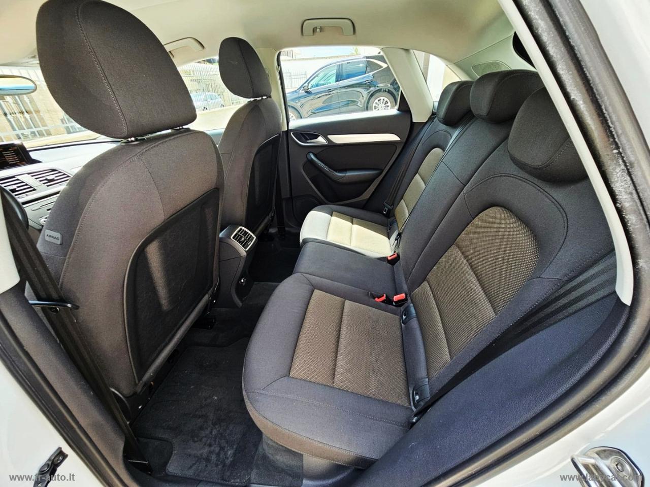 AUDI Q3 2.0 TDI Business Plus