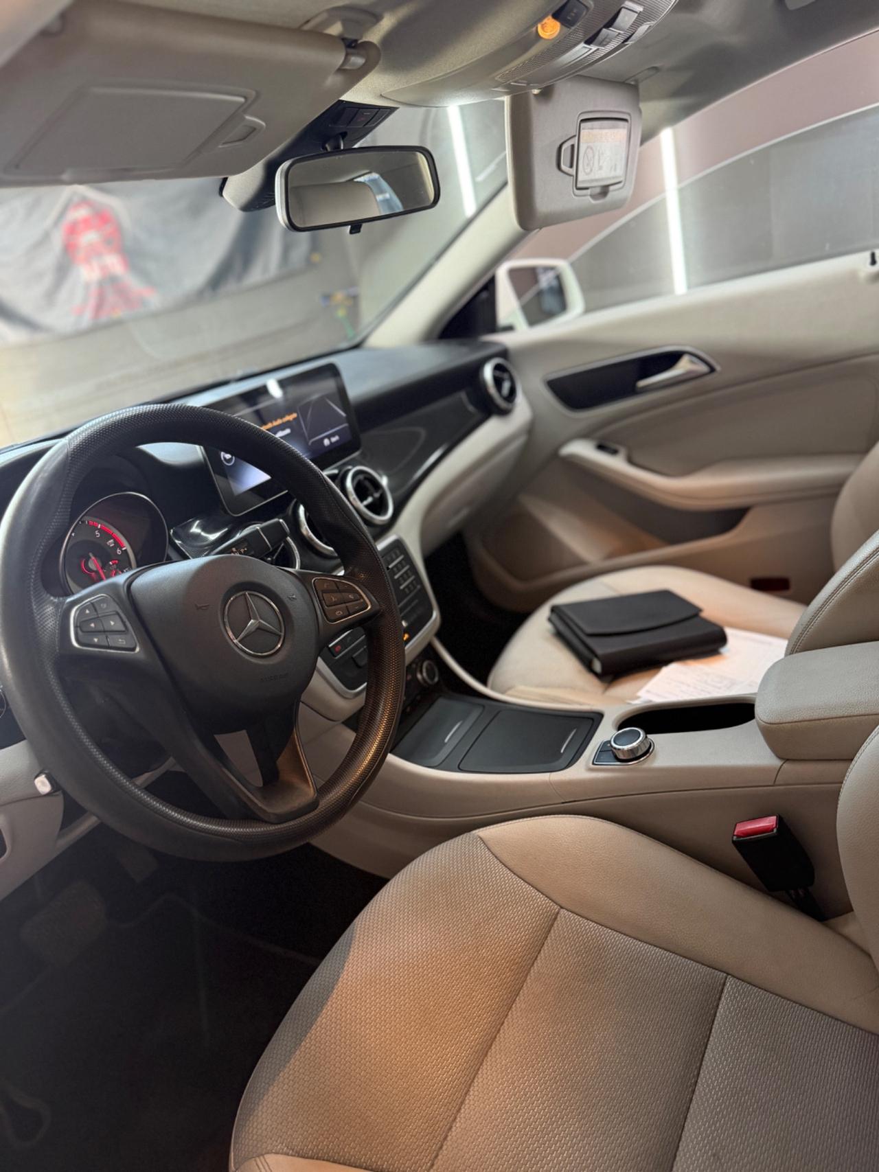Mercedes-benz A 180 d Automatic Sport