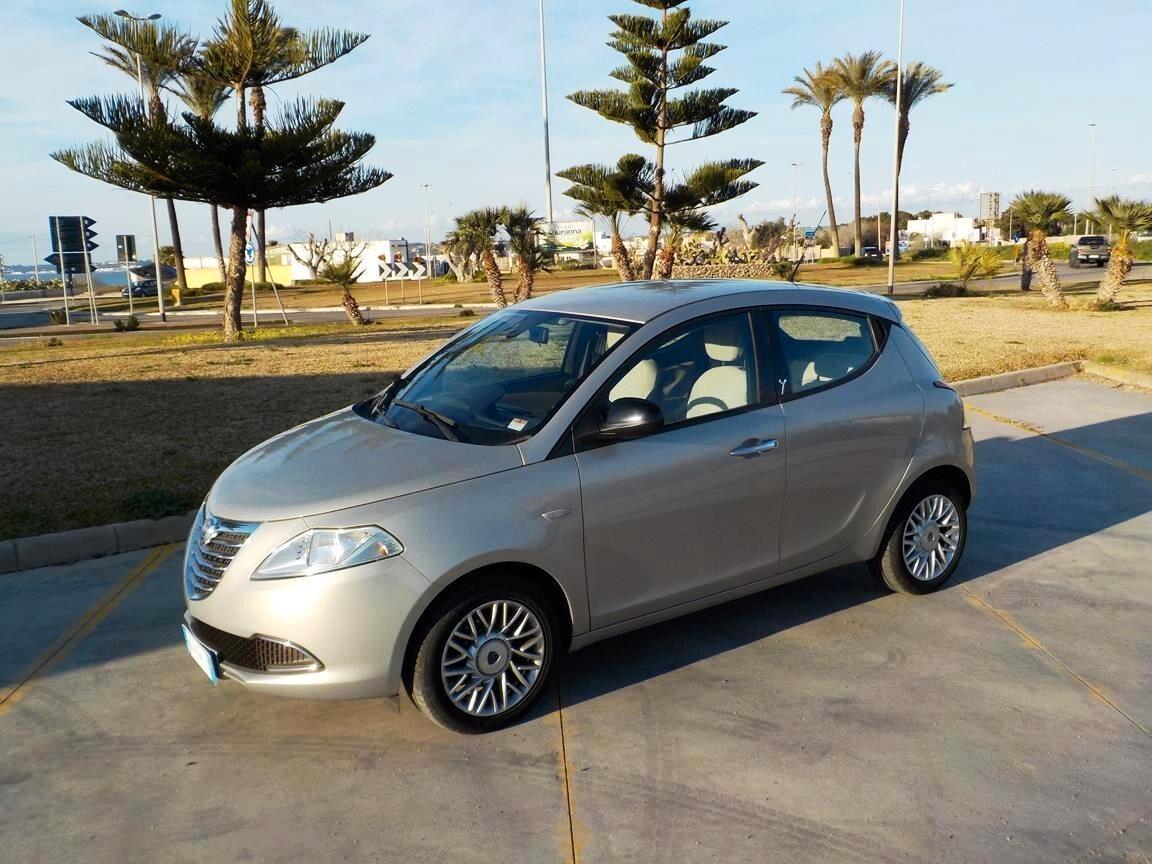 Lancia Ypsilon 1.3 MJT 16V 95 CV 5 porte S&S Gold