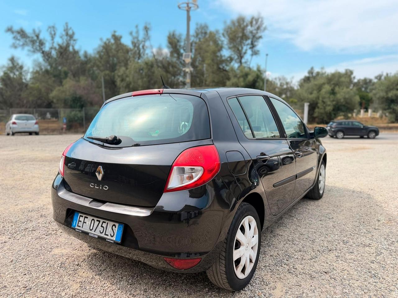 Renault Clio 1.2 16V 5 porte Luxe