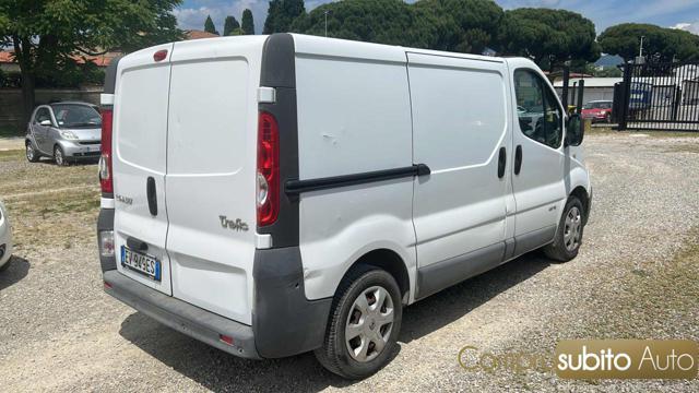 RENAULT Trafic T27 2.0 dCi PIU IVA 22%