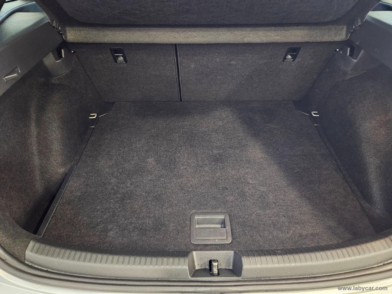 VOLKSWAGEN Taigo 1.0 TSI 110 CV DSG R-Line