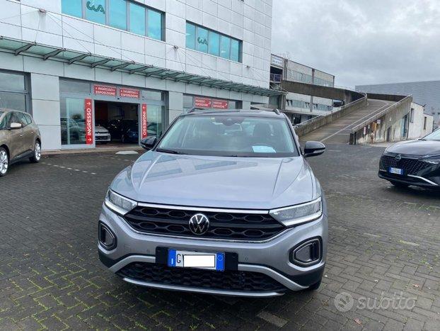 VOLKSWAGEN T-Roc 1.5 TSI ACT DSG Life