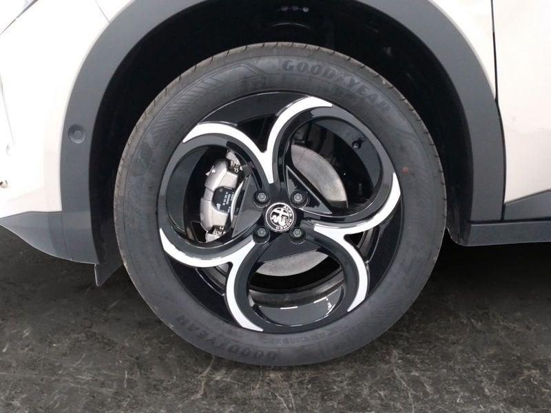 Alfa Romeo Junior 1.2 ibrida 145cv edct6