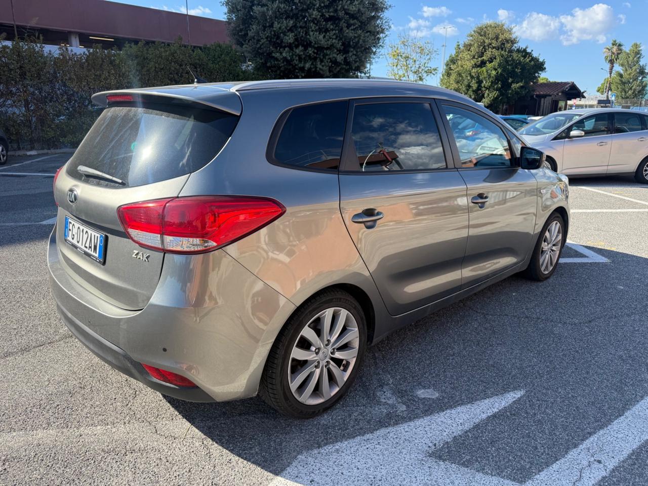 Kia Carens 1.7 CRDi 115 CV Business Class