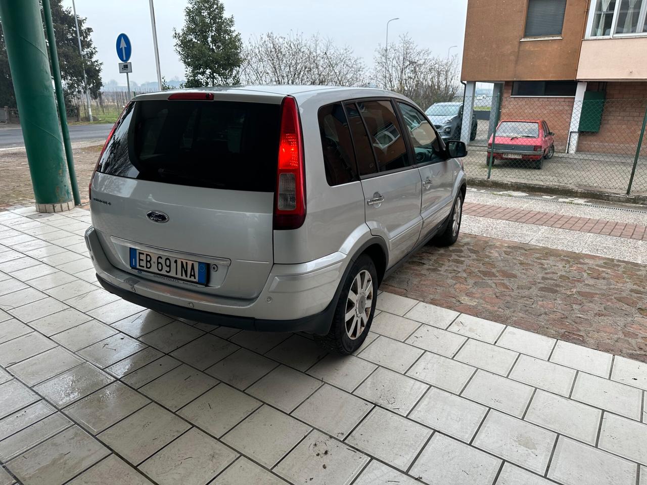 Ford Fusion 1.4 GPL (12 RATE)