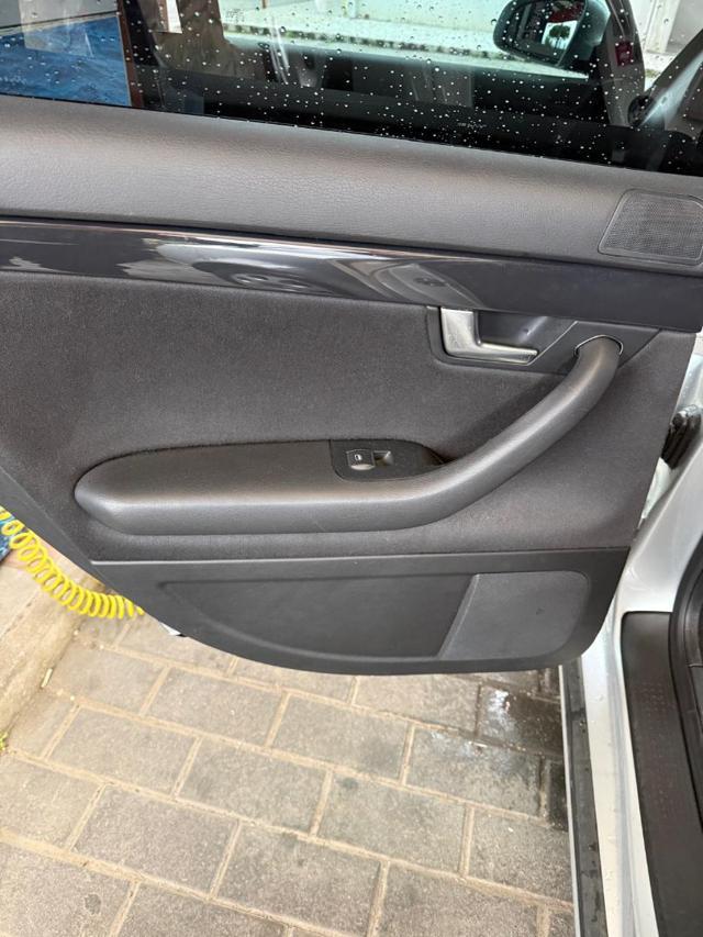 AUDI A4 1.9 TDI/130 CV cat Avant