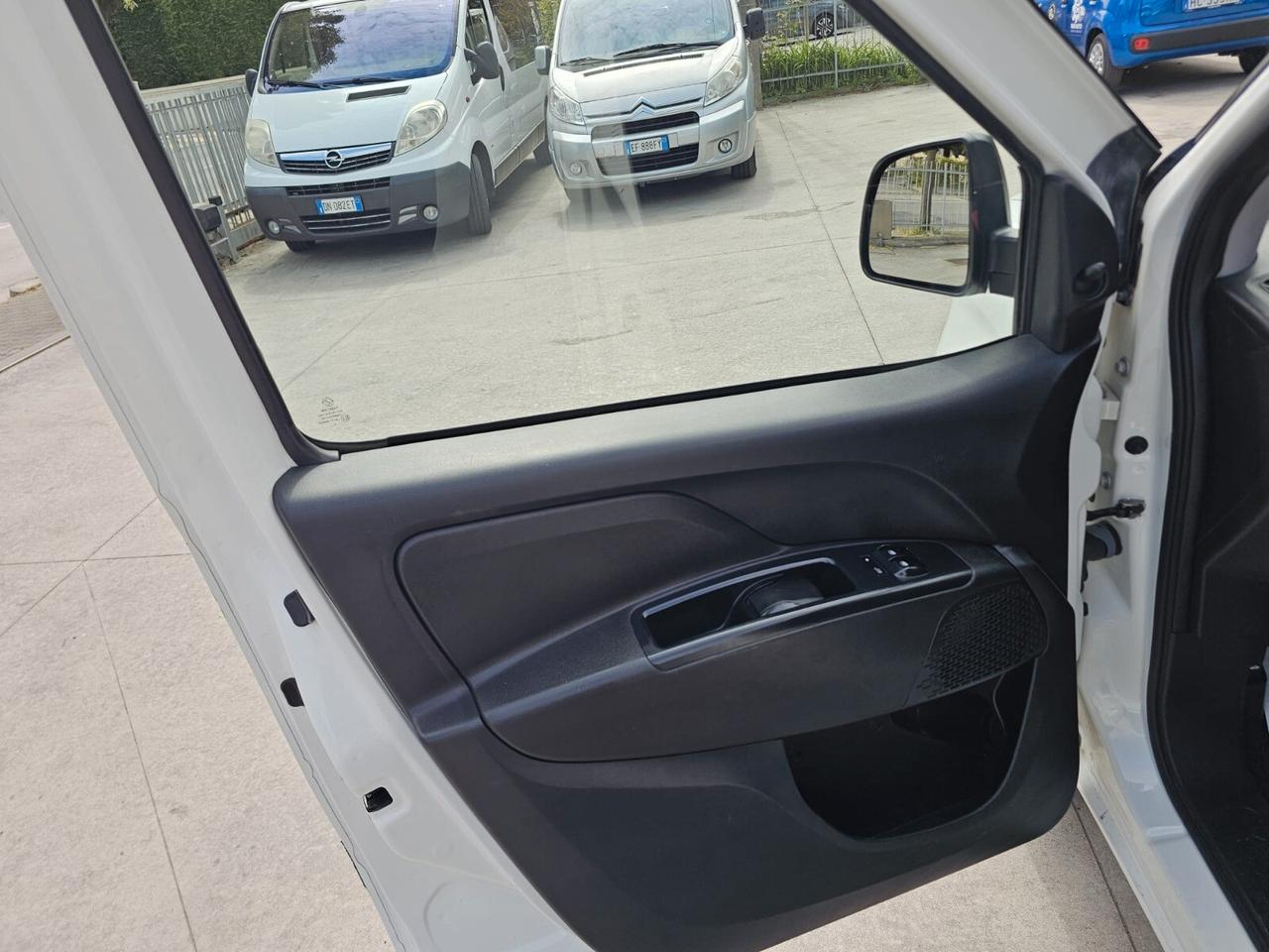 FIAT DOBLÒ CARGO 1.4 T-JET NATURAL POWER SX