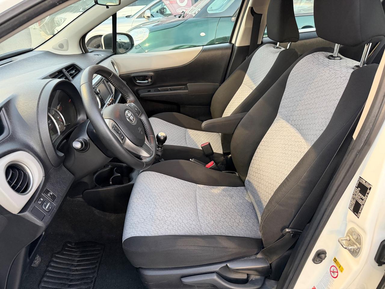 Toyota Yaris 1.4 D-4D 5 porte Lounge