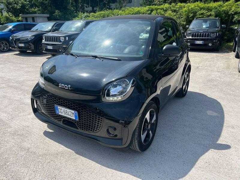 smart fortwo EQ Berlin Black Passion