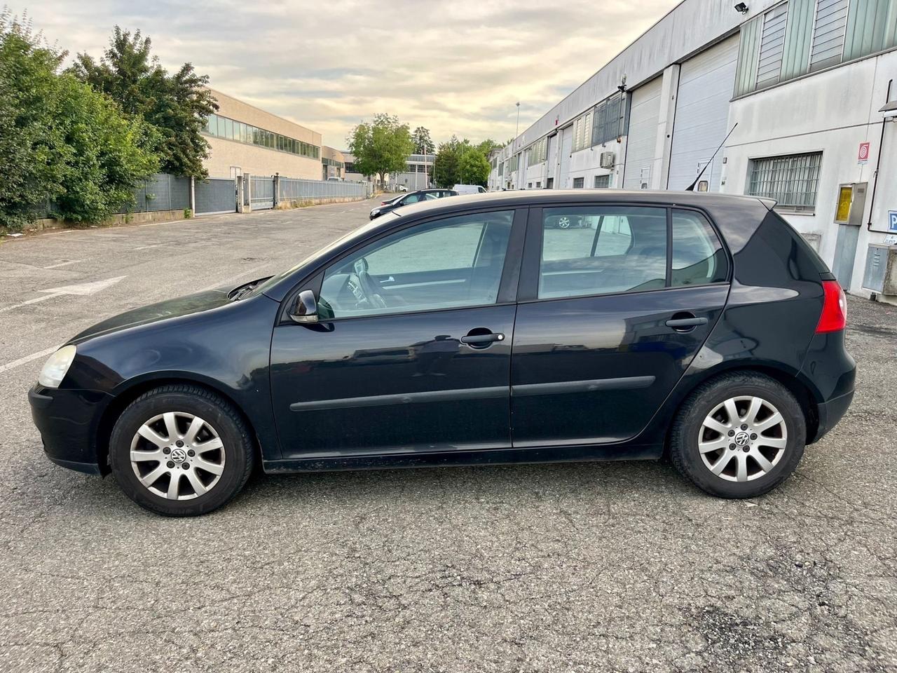 VW Golf 1.6GPL 2007 196.000km perfettamente funzionante