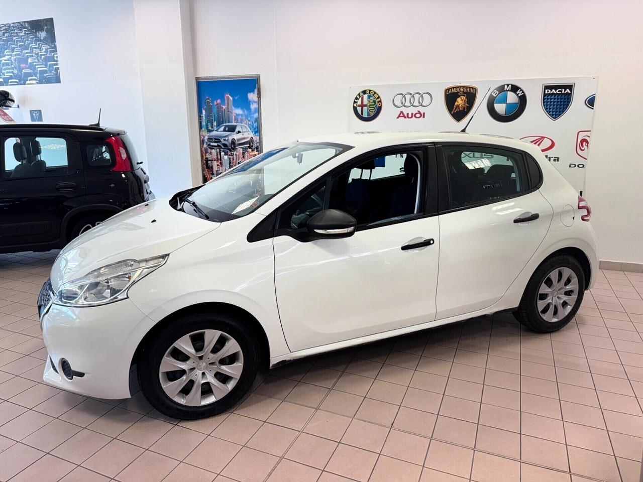 Peugeot 208 1.0 VTi 68 CV 5 porte Access