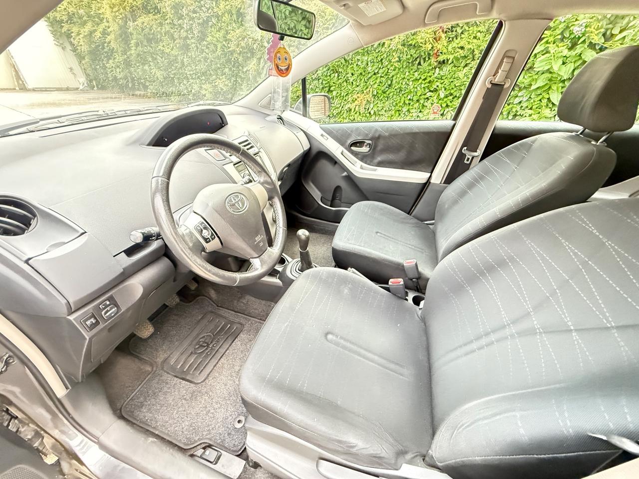 Toyota Yaris 1.3 5 porte Navi