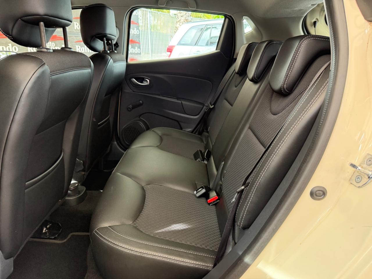 Renault Clio 1.5 dCi 90 CV Duel