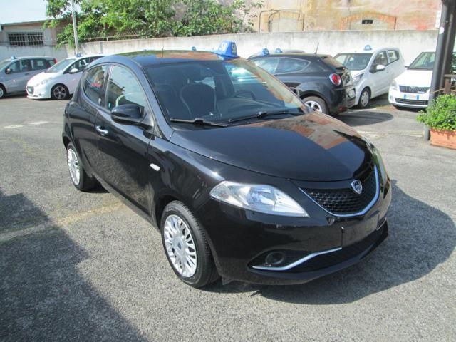 LANCIA Ypsilon 1.2 69 CV 5 porte GPL Ecochic Gold