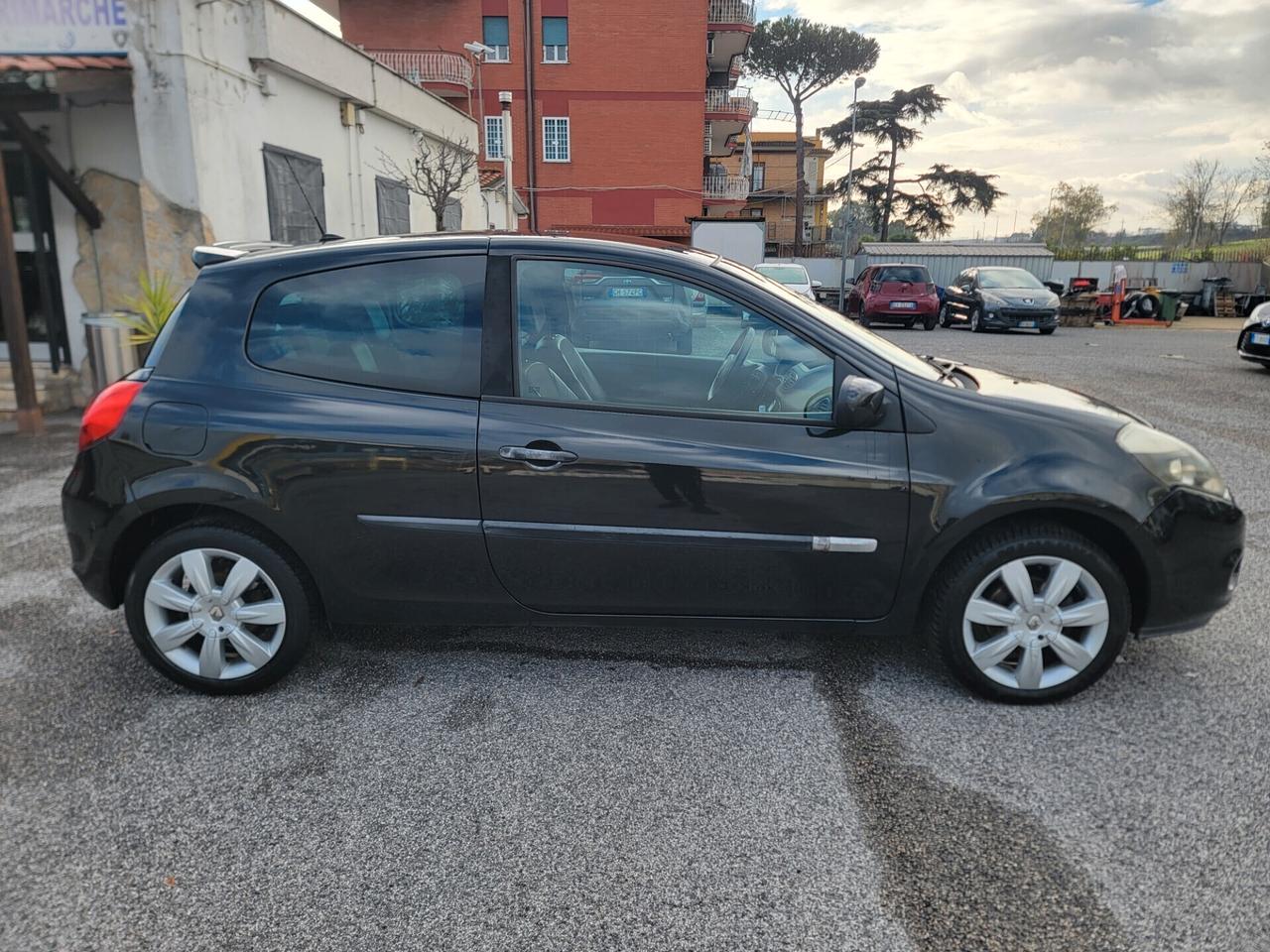 Renault Clio 1.2 16V 3 porte Dynamique GARANZIA