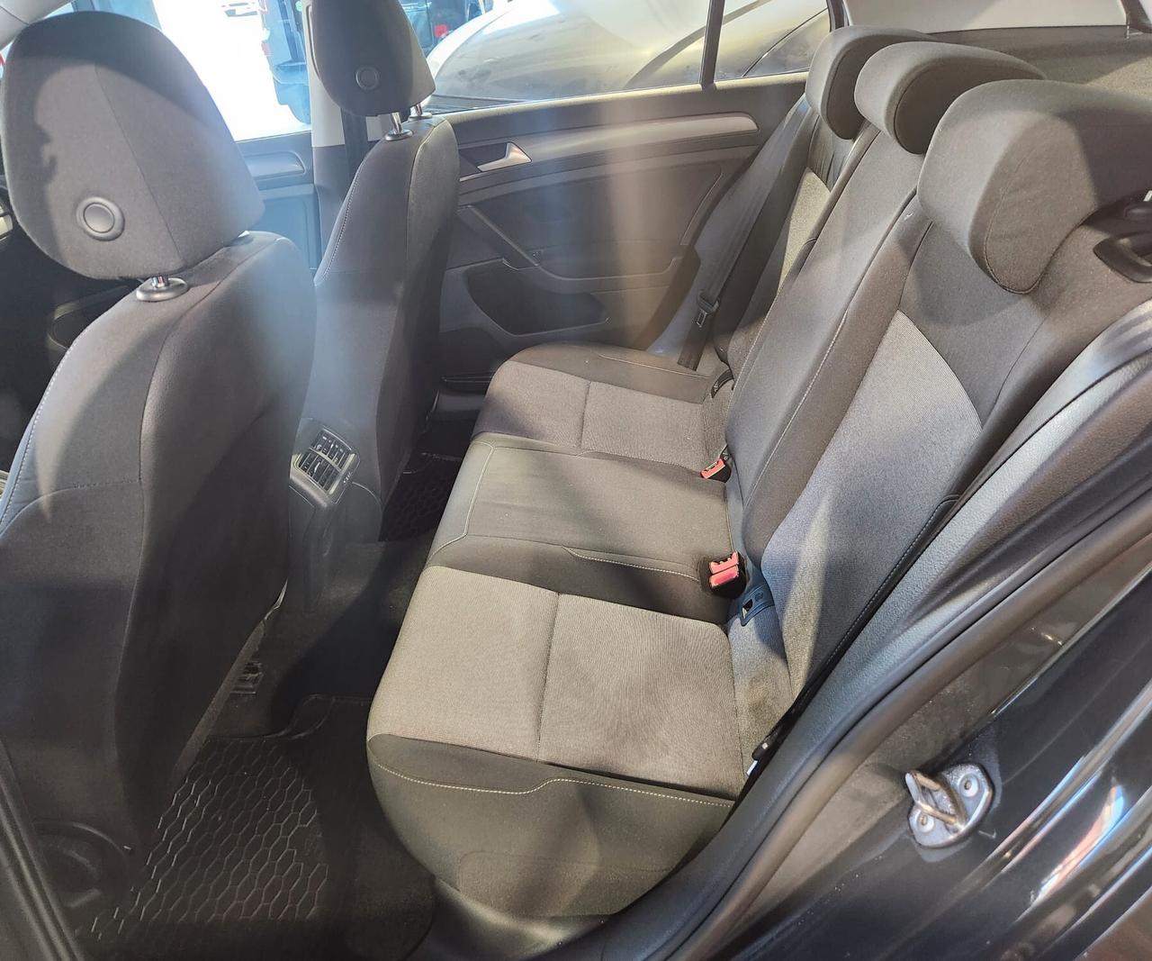 Volkswagen Golf 1.6 TDI