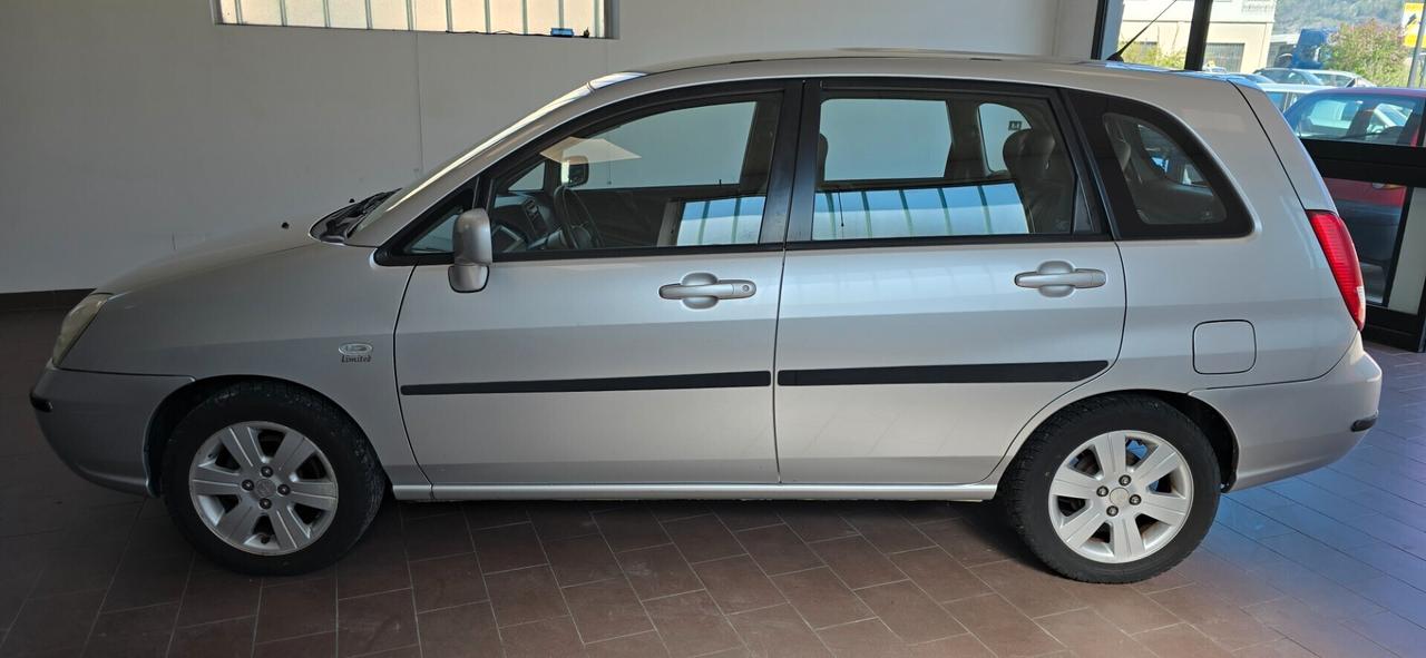 Suzuki Liana Limited 1.6i 16V 4x4 Neopatentati