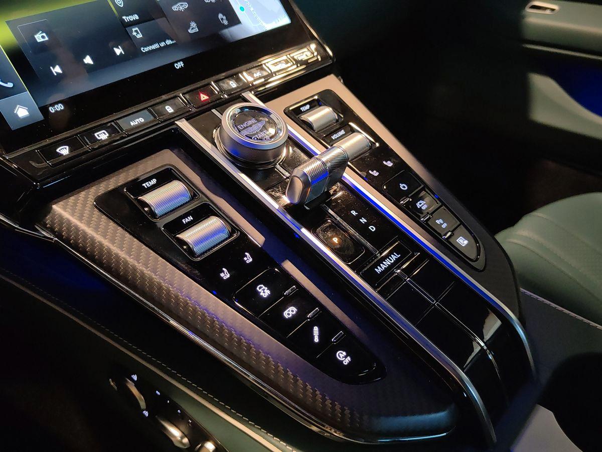 ASTON MARTIN VANTAGE MY26.5