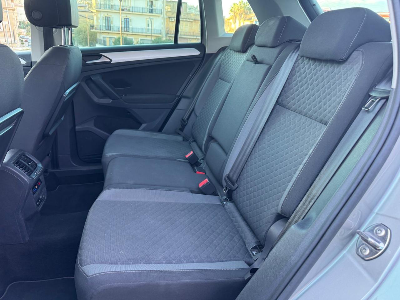 VOLKSWAGEN TIGUAN 2.0 TDI 150 CV SPORT DSG FULL IVA