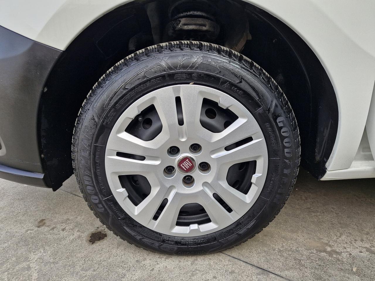 FIAT DOBLO 1.3 MULTIJET 90CV 3 POSTI ANNO 2016