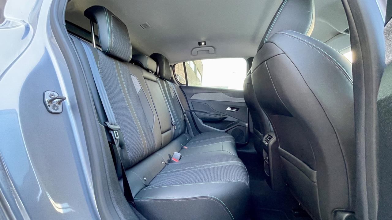 PEUGEOT 308 1.5 BLUEHDI ALLURE PACK 131CV - FULLE LED, VIRTUAL COCKPIT, NEOPATENTATI