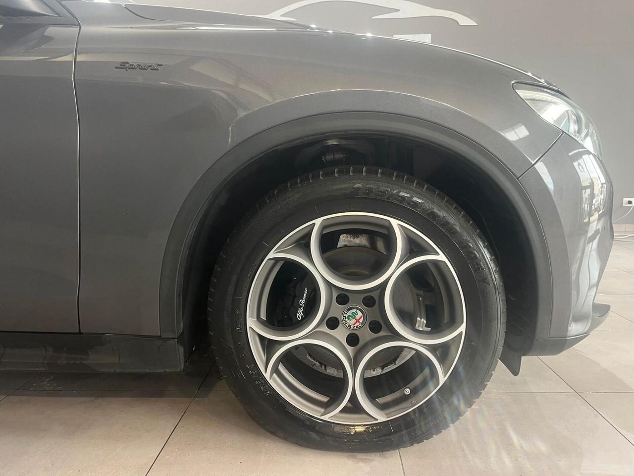 Alfa Romeo Stelvio 2.2 Turbodiesel 190 CV AT8 Q4 Sprint