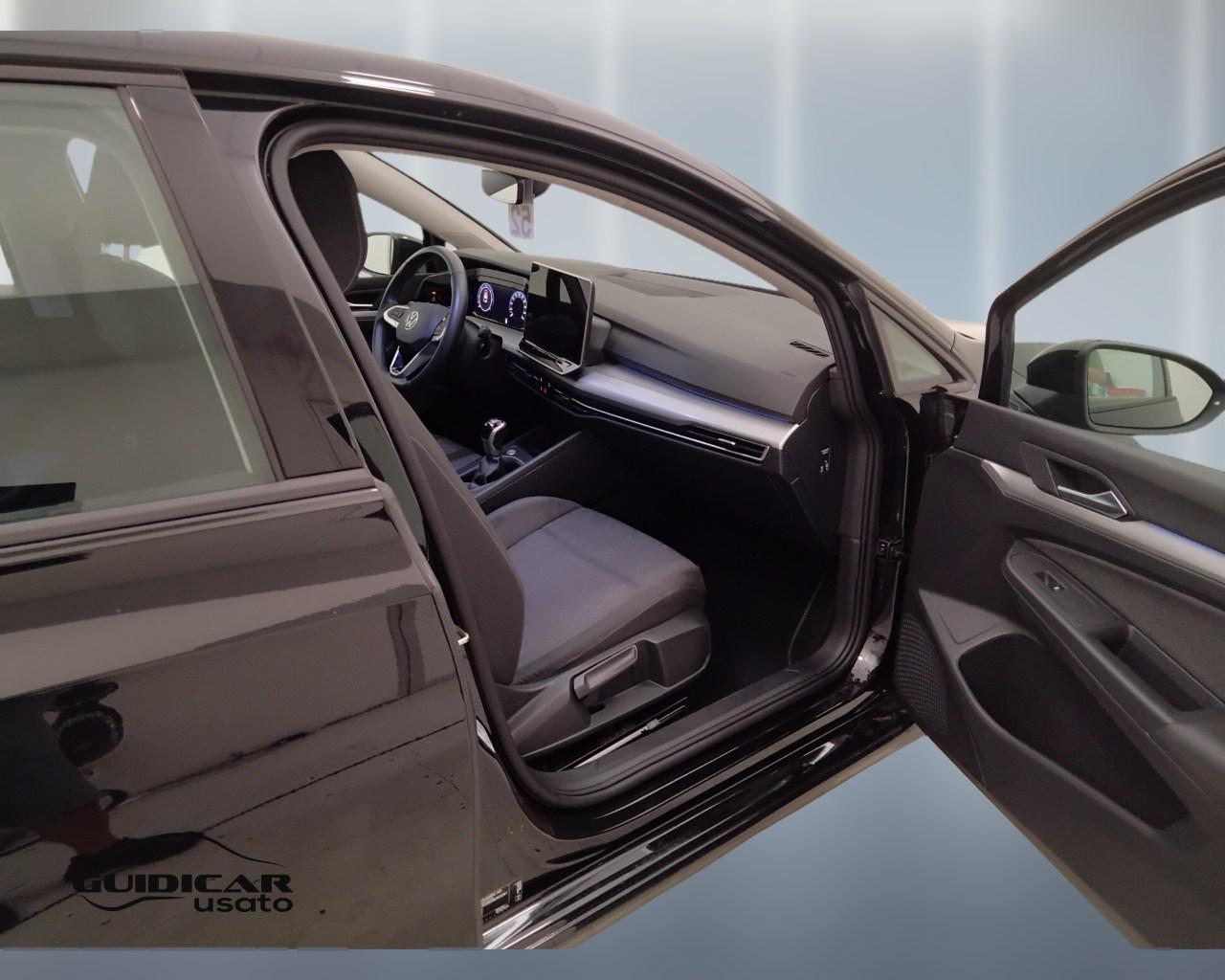 VOLKSWAGEN Golf VIII 2024 - Golf 2.0 tdi Life 115cv