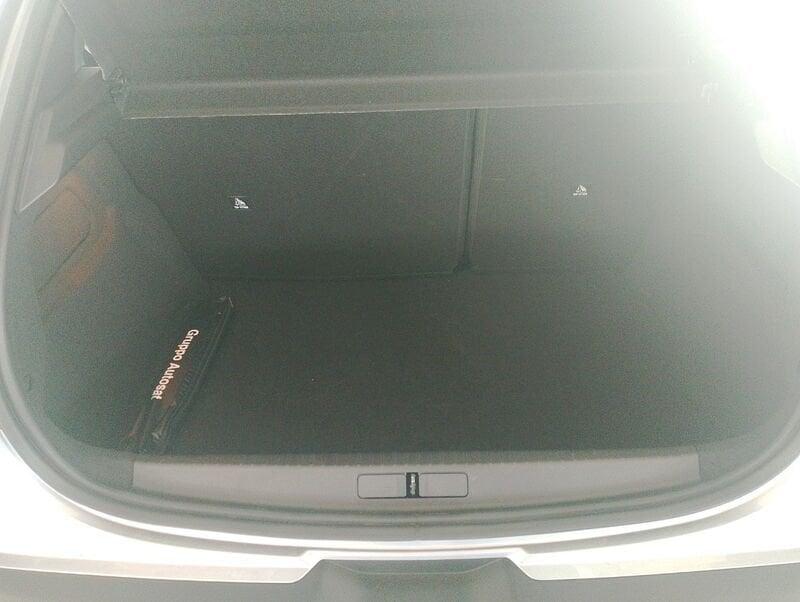 Lancia Ypsilon Nuova Ibrida 1.2 100cv Ibrida