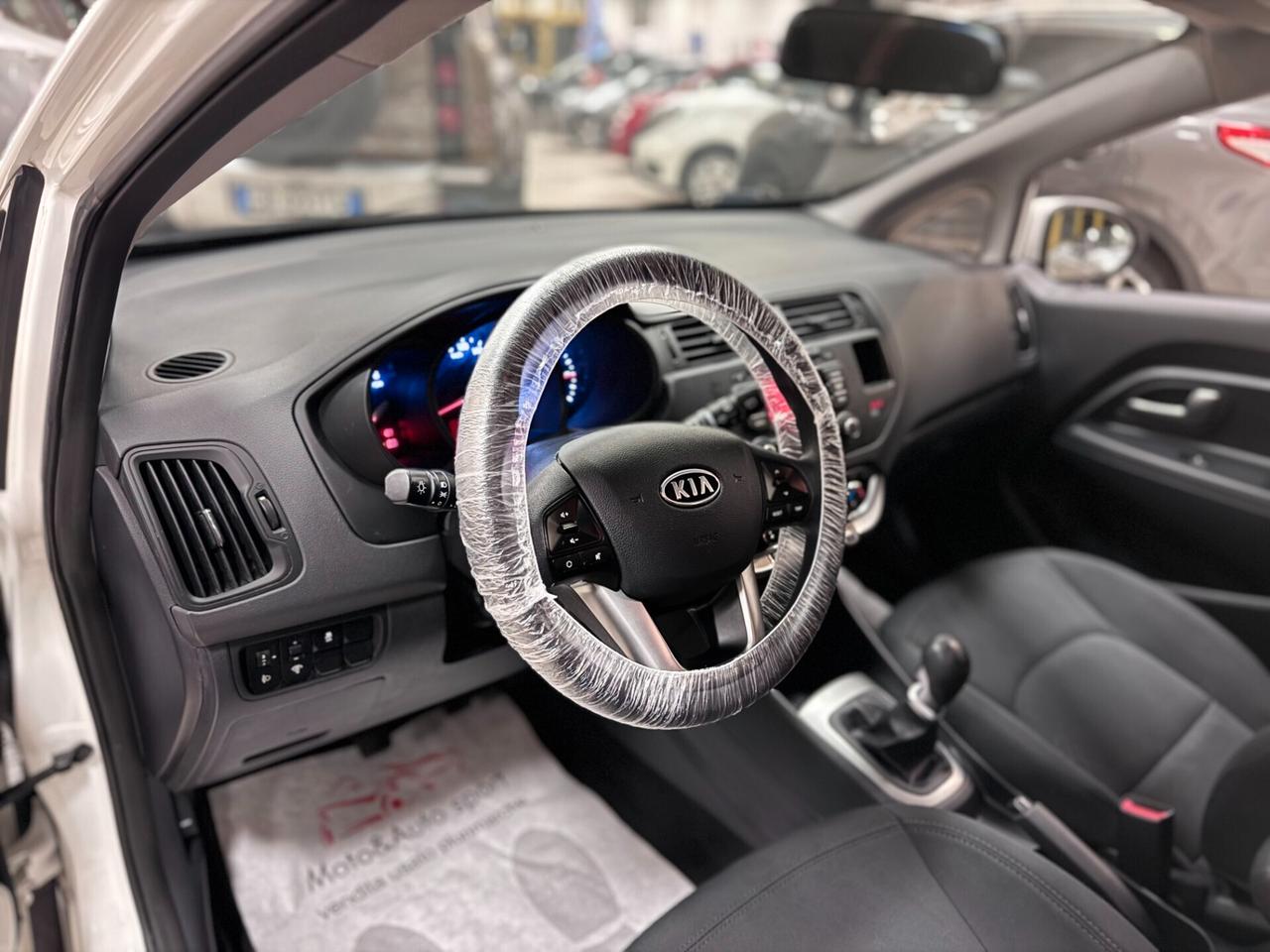 Kia Rio 1.4 CRDi WGT 5p. EX