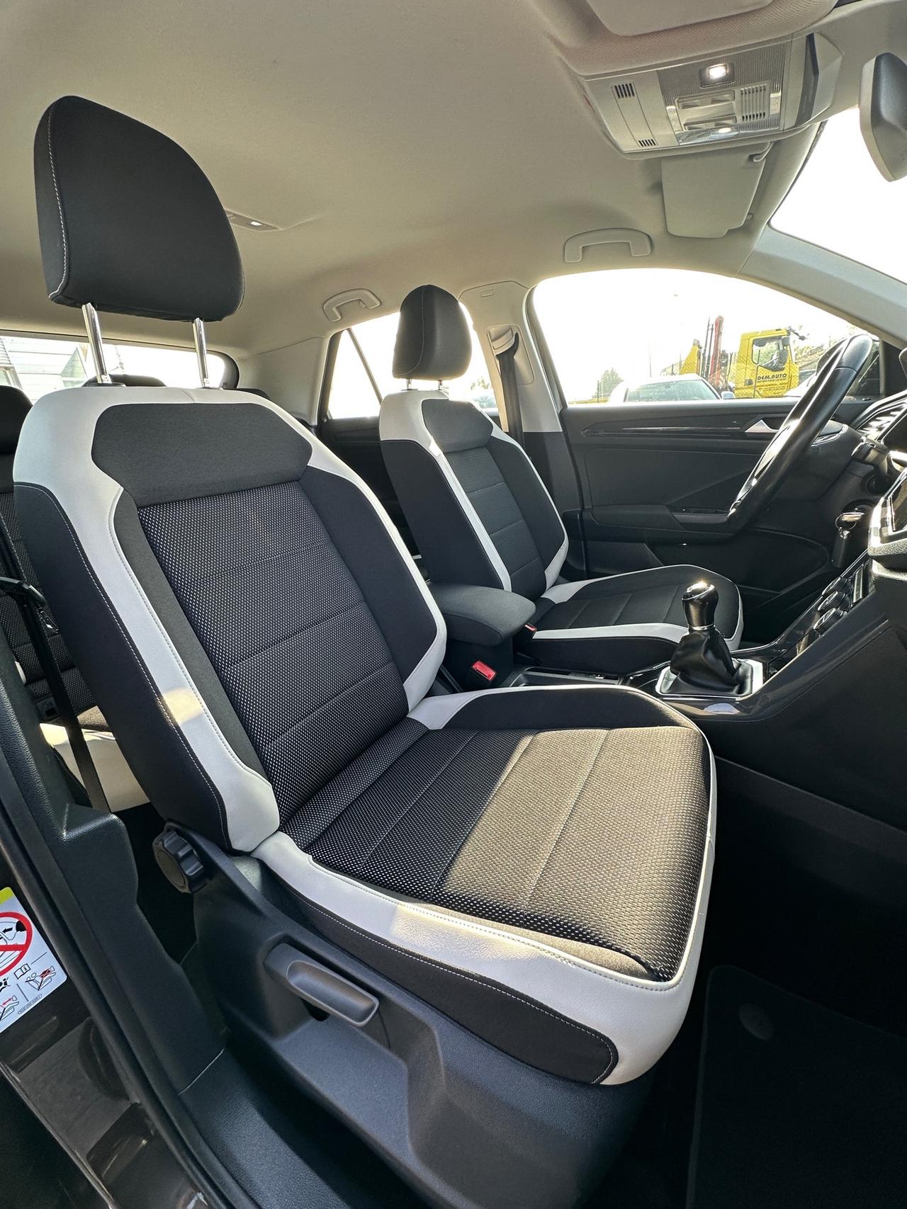 Volkswagen T-Roc 1.0 TSI Advance BlueMotion Technology - 2019