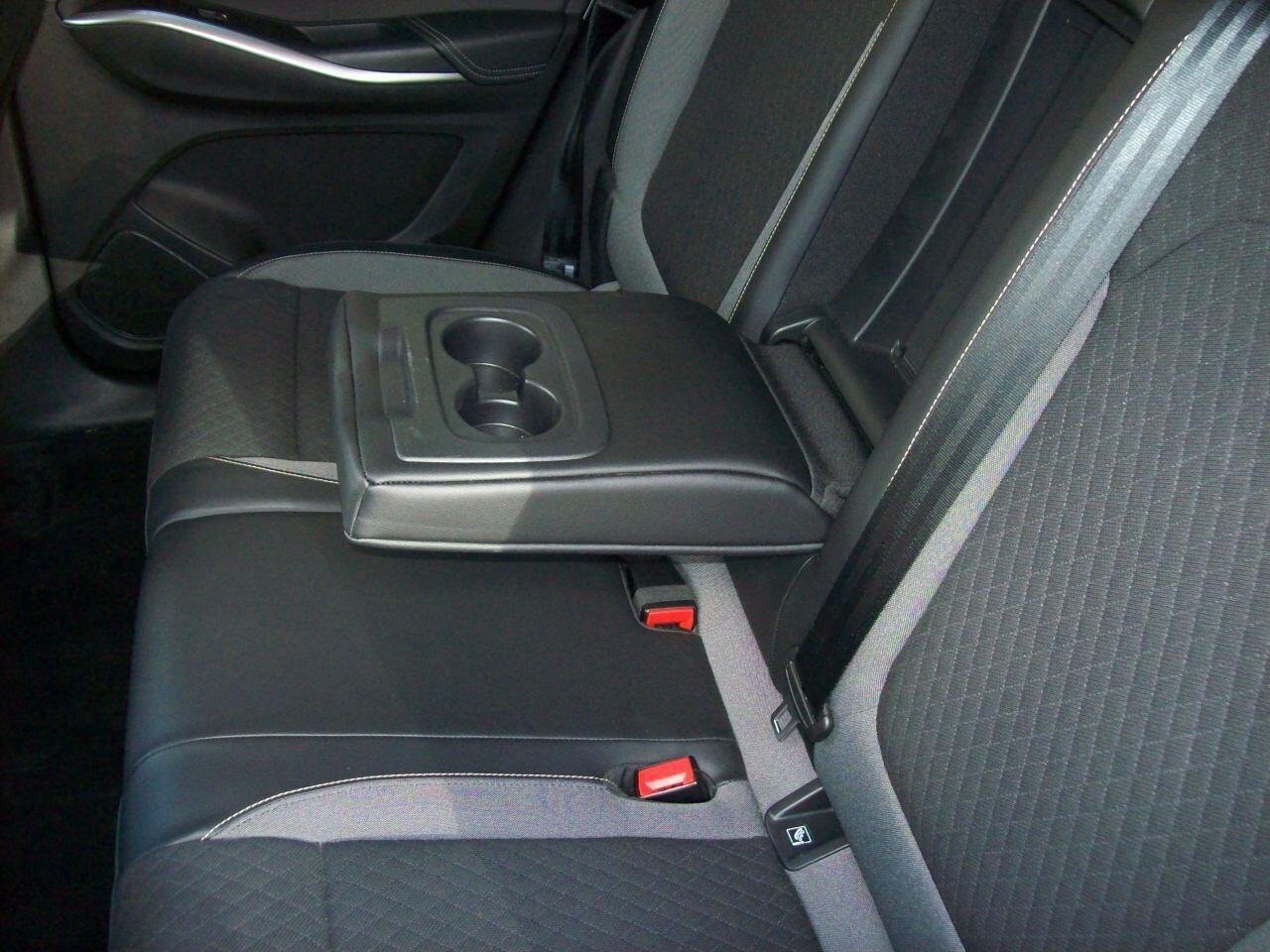 Opel Grandland 1.5 diesel Ecotec 130cv aut. Business Elegance