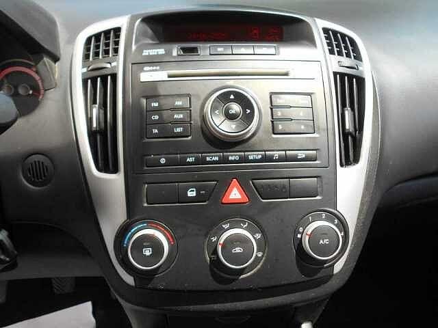 Kia Ceed 1.6 CRDi VGT 90CV 5p. Platinum