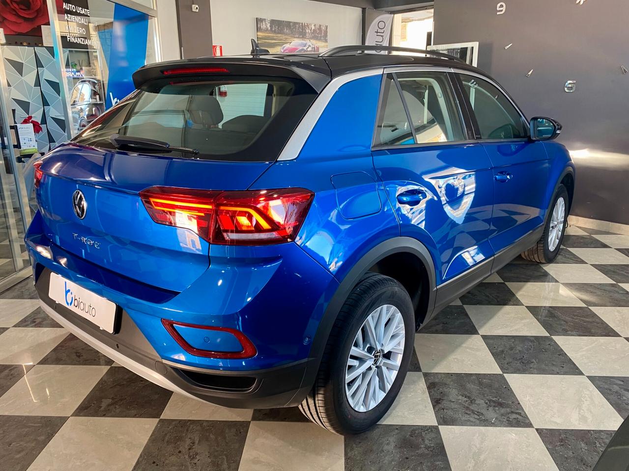 Volkswagen T-Roc 1.0 TSI Life-2022