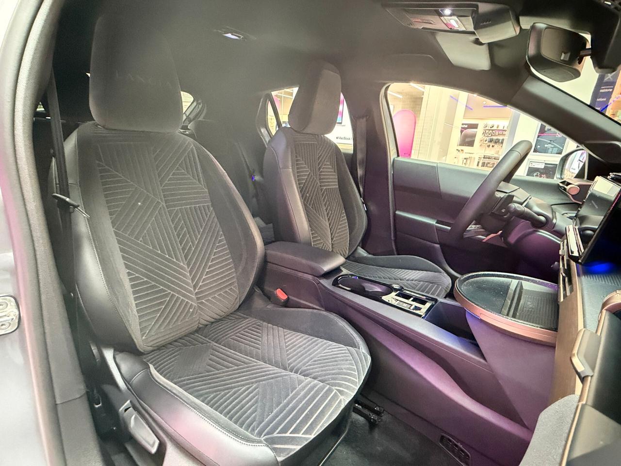Lancia Ypsilon Hybrid e-DCT Edizione Cassina automatica