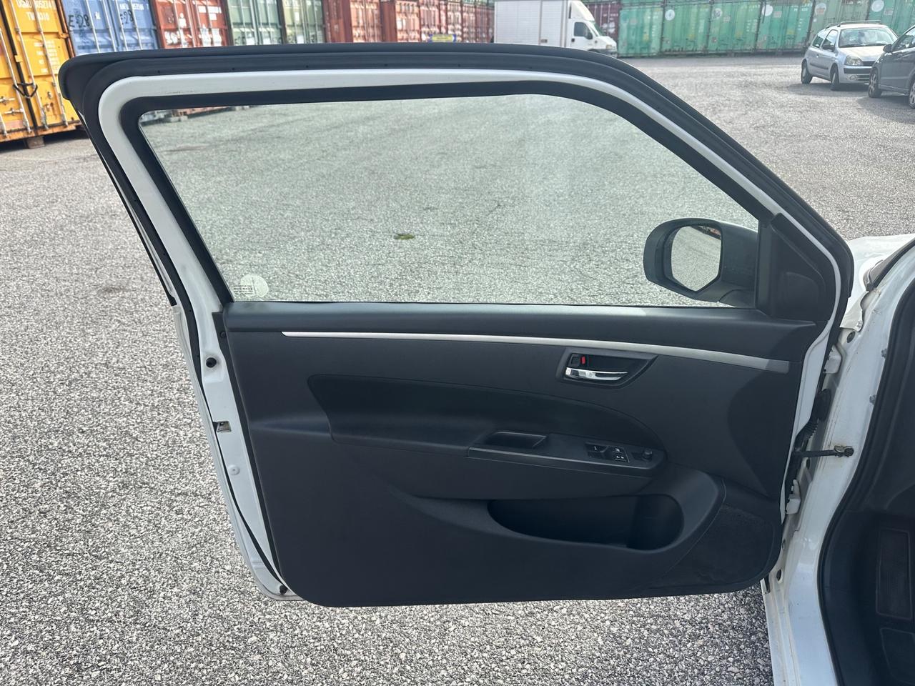 Suzuki Swift 1.3 DDiS 3 porte GL Style EURO 5