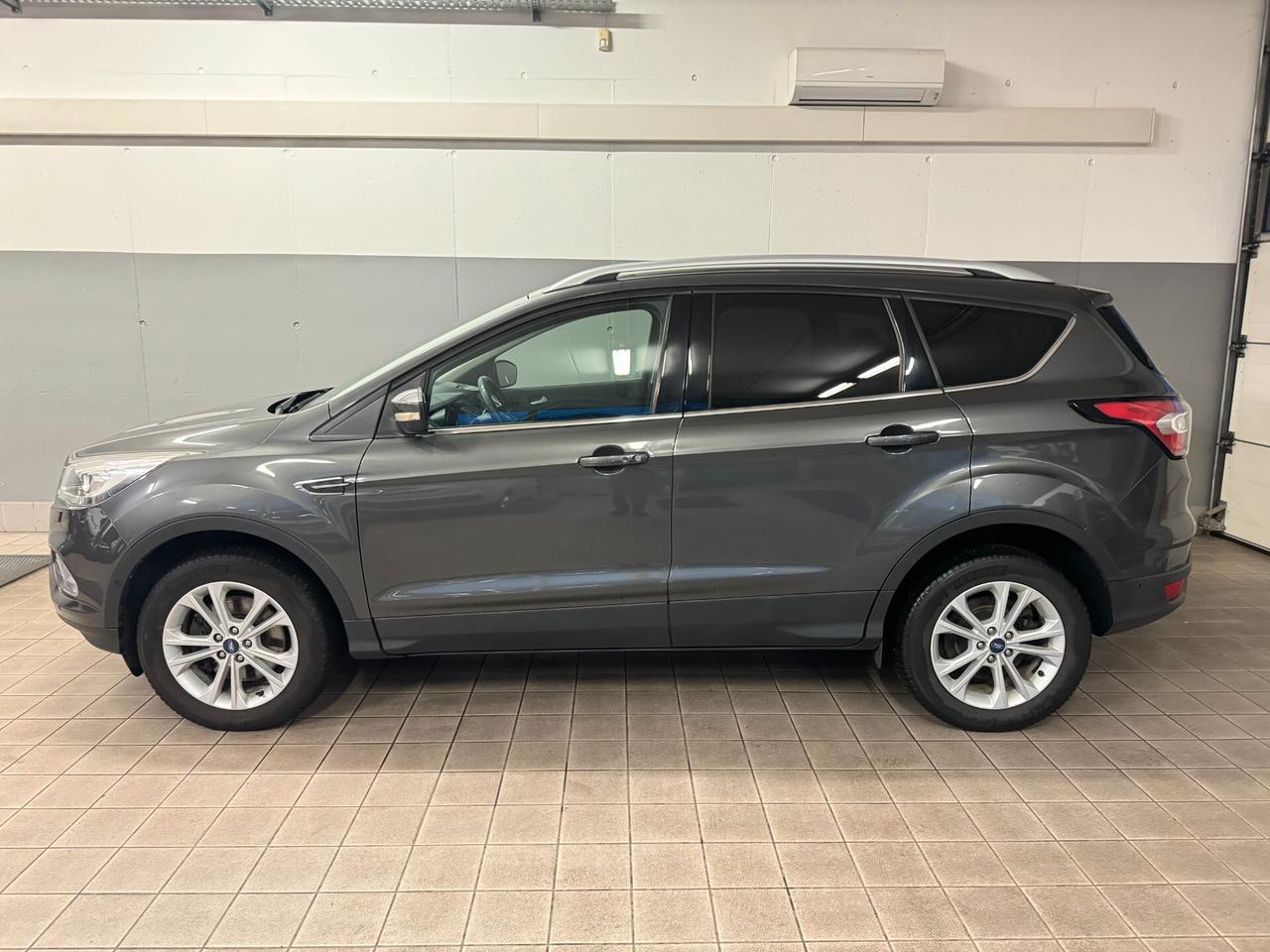 Ford Kuga 2.0 TDCI 150 CV S&S 4WD Titanium