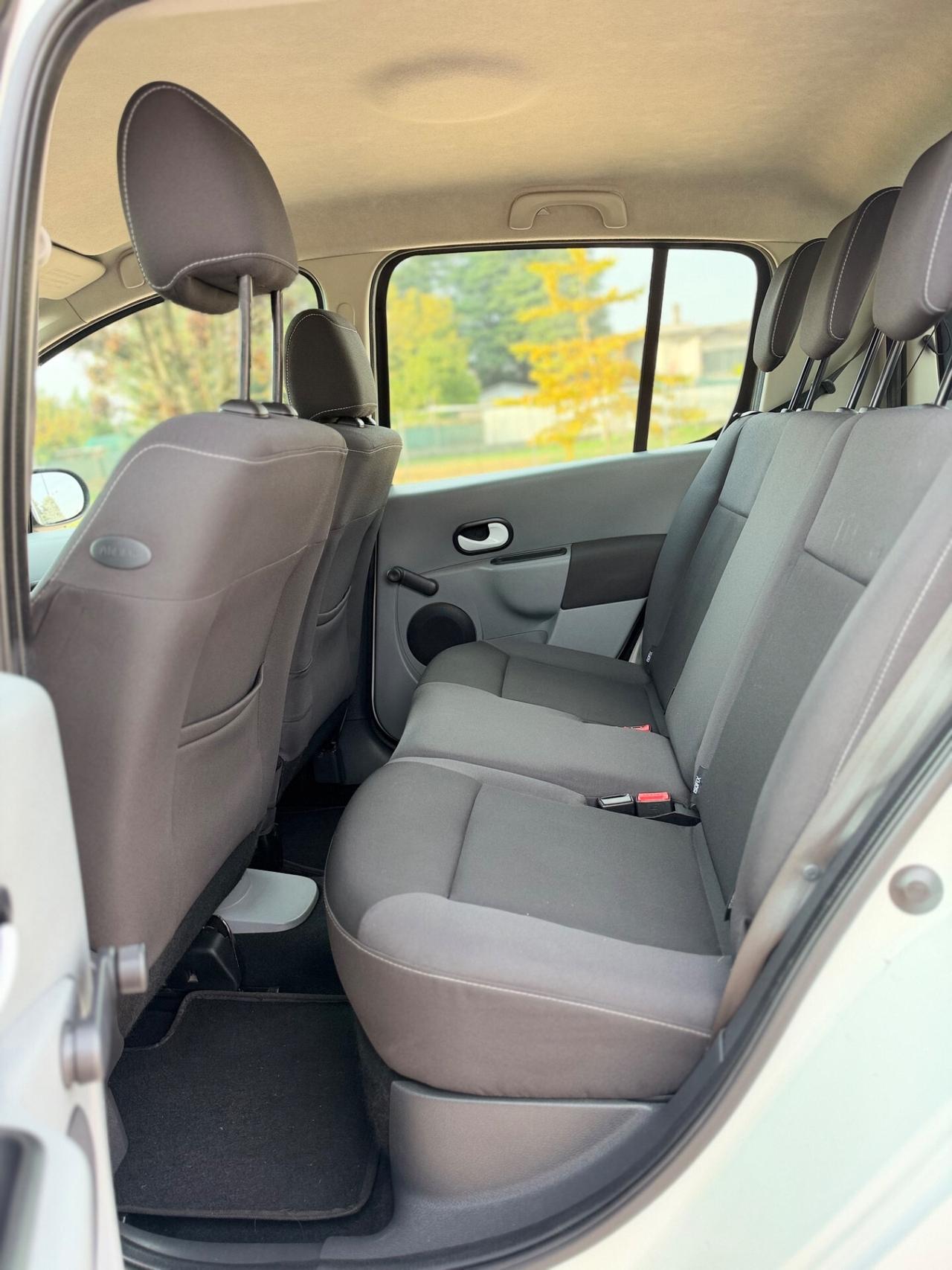 Renault Modus Grand 1.5 dCi 75CV Wave