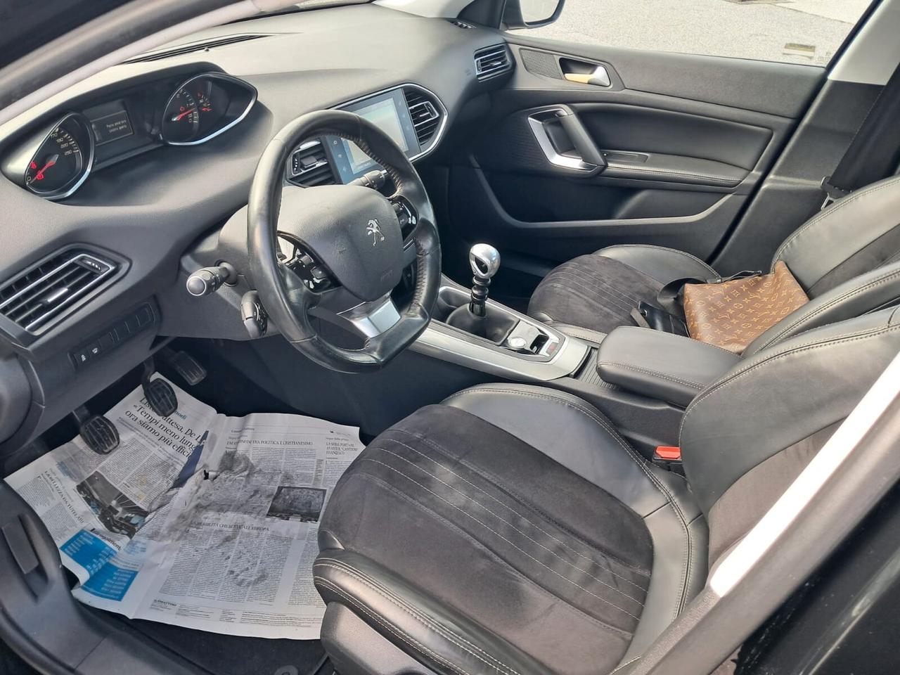 Peugeot 308 1.6 e-HDi 115 CV Stop&Start GT Line