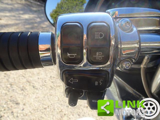 HARLEY-DAVIDSON FLHX Street Glide CVO