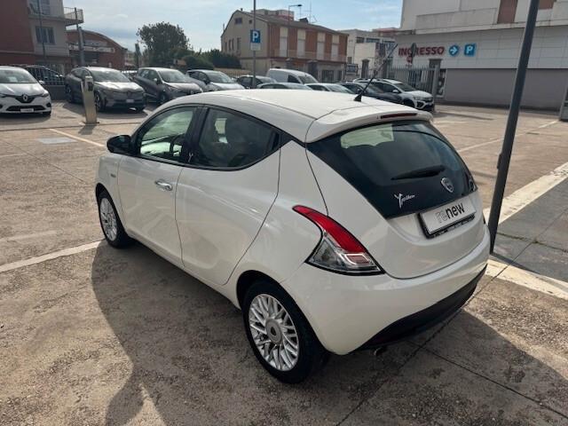 Lancia Ypsilon 1.2 69 CV 5 porte S&S Platinum