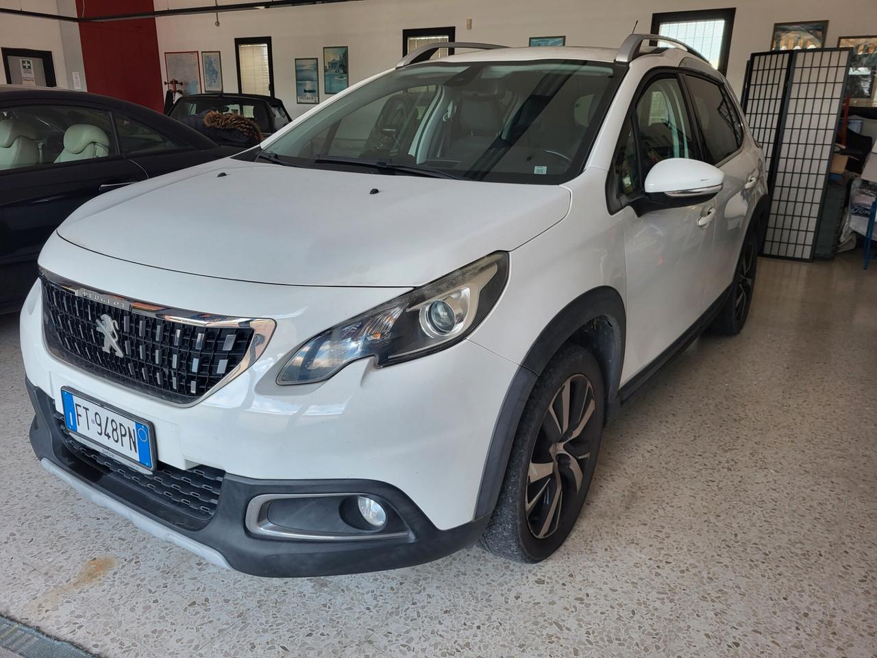 Peugeot 2008 BlueHDi 100 S&S Black Matt UNICAPROPRIETARIA