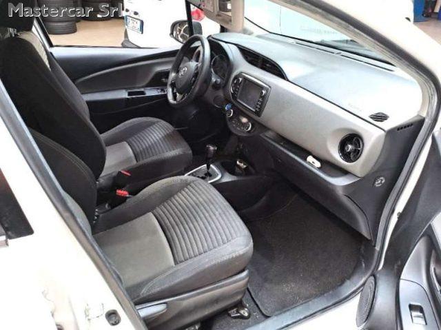 TOYOTA Yaris Yaris III 5p 1.5h Business (Finanziabile)-FZ765RN