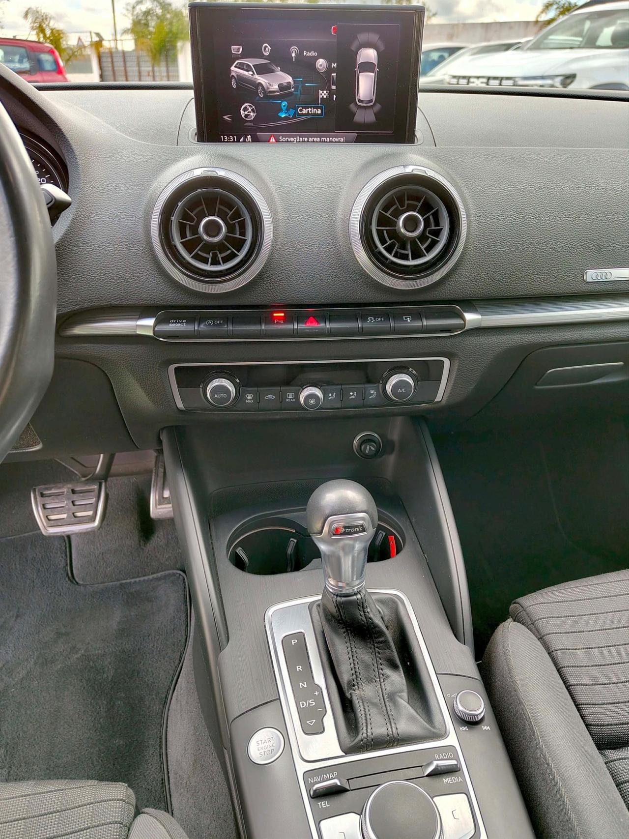 Audi A3 SPB 1.6 TDI S tronic Line - 2017