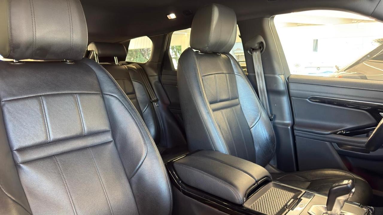 Range Rover Evoque 2.0D I4 180 CV AWD Auto R-Dynamic SE Ibrido/Diesel