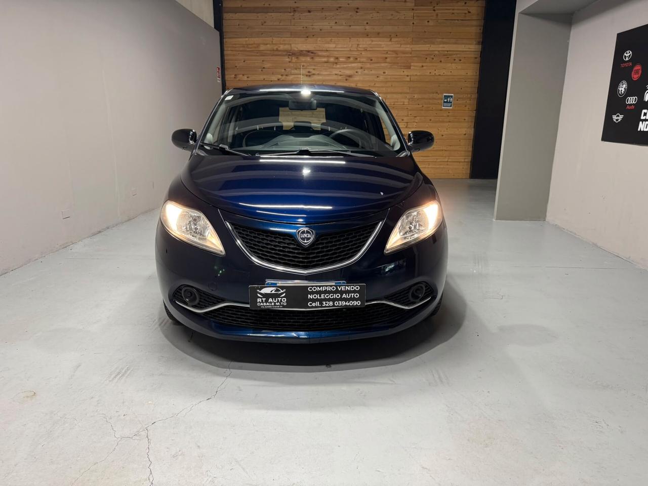 Lancia Ypsilon 1.3 MJT 16V 95 CV 5 porte S&S Silver
