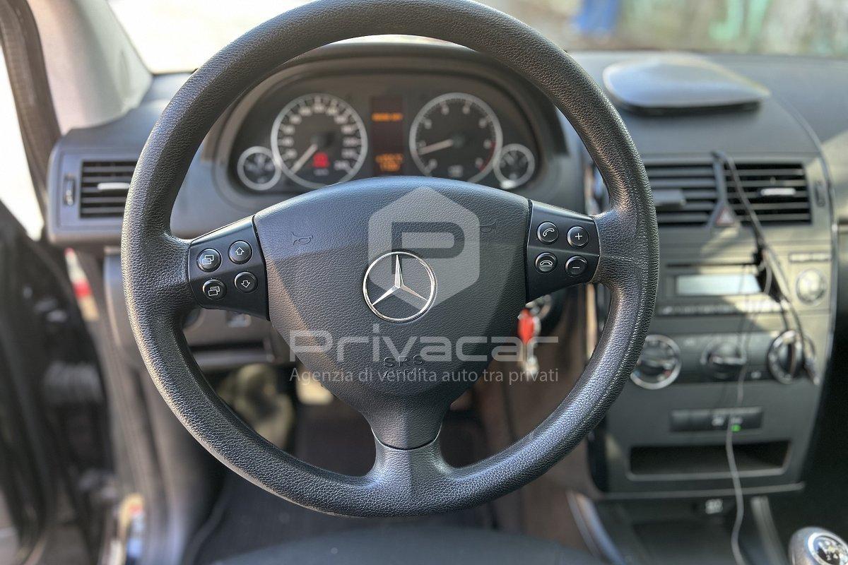 MERCEDES A 160 BlueEFFICIENCY Elegance