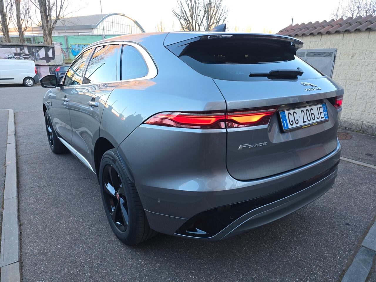 Jaguar F-Pace 2.0 D 204 CV AWD aut. R-Dynamic SE
