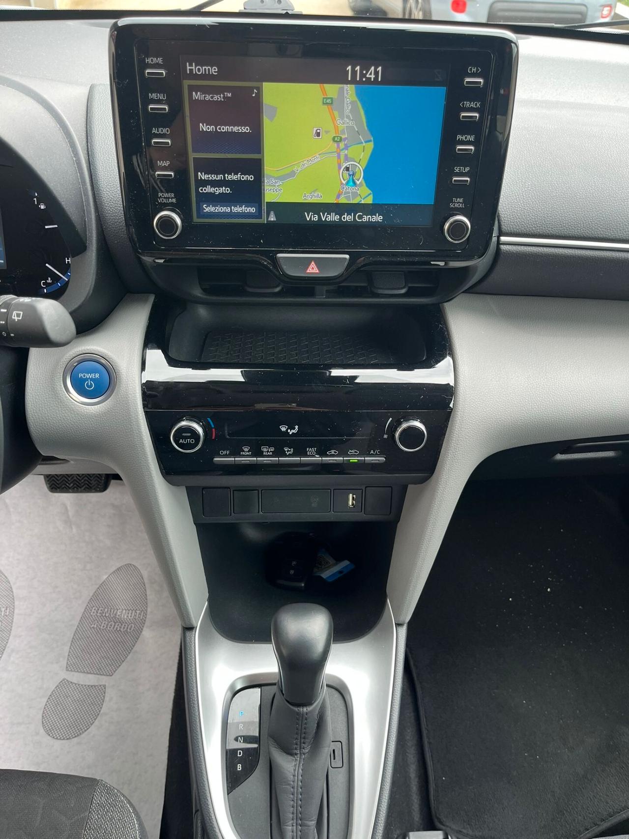 Toyota Yaris Cross 1.5 Hybrid 5p. E-CVT Business